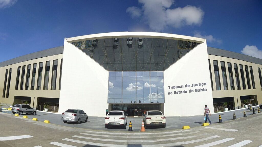 Fachada da sede do Tribunal de Justiça do Estado da Bahia, em Salvador.