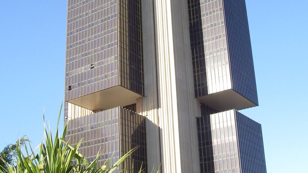 Fachada da sede do Banco Central do Brasil, órgão com 170 vagas autorizadas para novo concurso público.