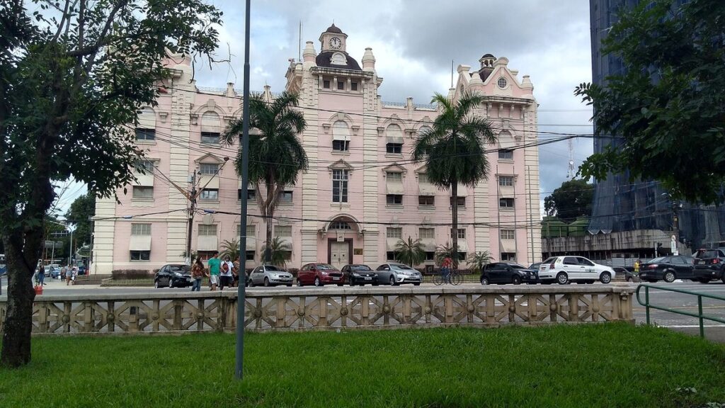 Fachada da sede da Companhia Docas do Pará, responsável pelos concursos com provas temporariamente suspensas.