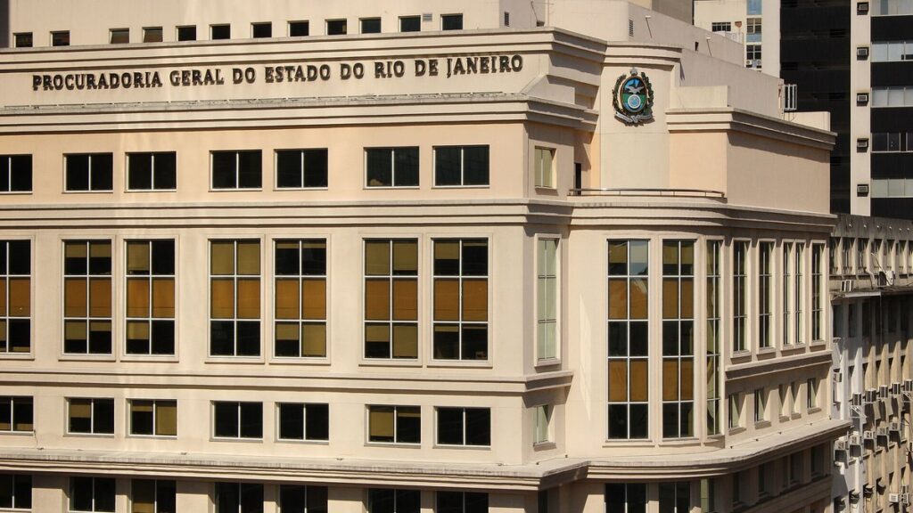 Fachada da sede da Procuradoria Geral do Estado do Rio de Janeiro.